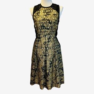 Carmen Mark Valvo sleeveless dress black gold fit flare abstract print sz 4